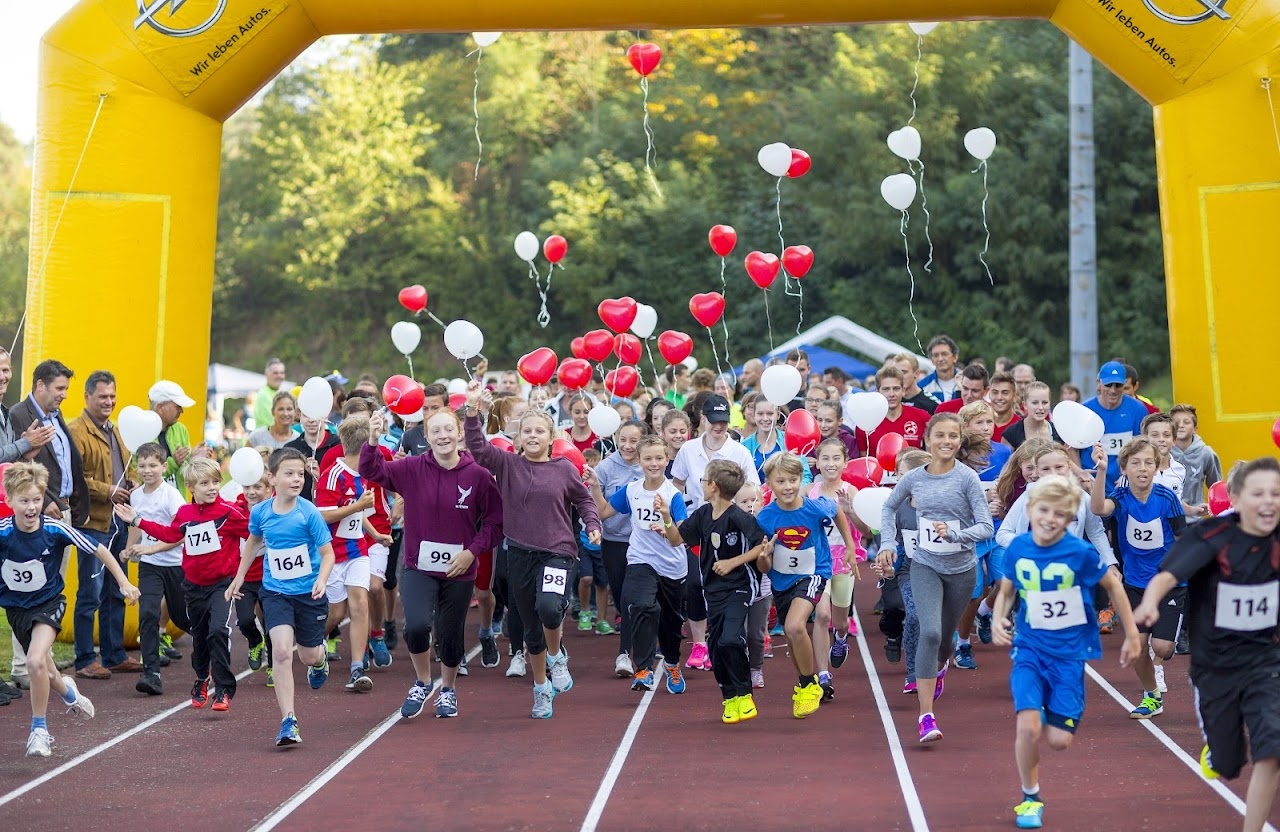 Bild vom 9. Benefizlauf im Jahr 2016. Dies ist das 57. Bild.